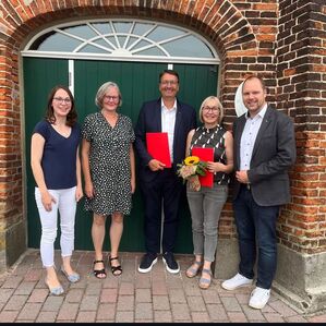 Katharina Fischer-Sordon, Monika Schwass, Dr. Peter Wengelowski, Sabine Fischer und MdL Björn Meyer